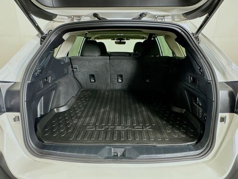 Used 2023 Subaru Outback Premium image 29