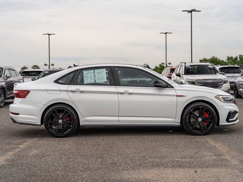 Used 2021 Volkswagen Jetta GLI Autobahn w/ GLI Autobahn Black Package FWD image 8