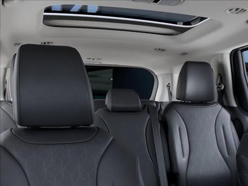 New 2027 Kia Carnival SX FWD image 27