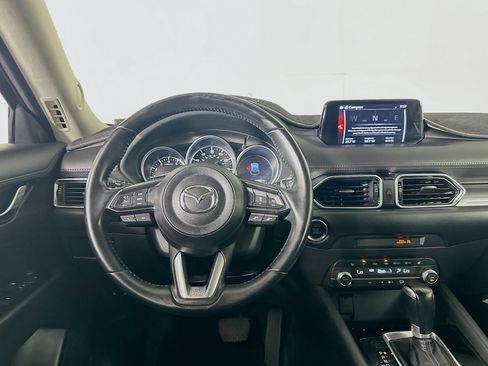 Used 2020 MAZDA CX-5 Touring FWD image 17