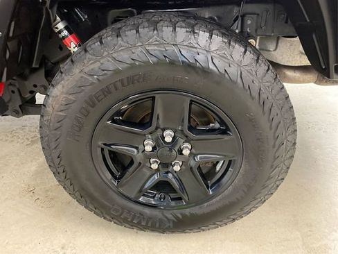 Used 2022 Jeep Gladiator Sport AWD/4WD image 18