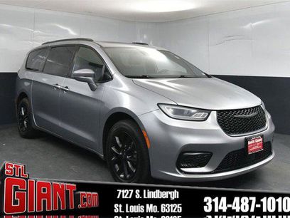 Certified 2021 Chrysler Pacifica Limited w/ S Appearance Package