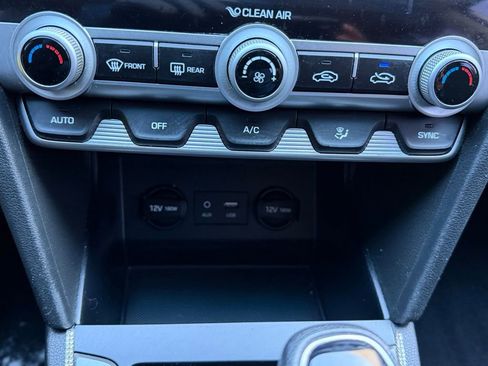 Used 2020 Hyundai Elantra SE w/ Cargo Package (C1) image 21