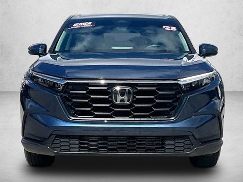 Used 2025 Honda CR-V LX image 3