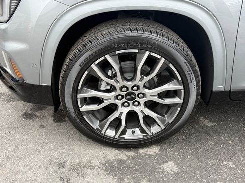 New 2026 GMC Acadia Denali Ultimate w/ LPO, Rugged Package AWD/4WD image 9