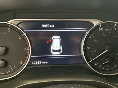 Used 2023 Nissan Rogue SV AWD/4WD image 10