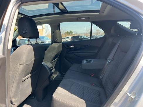Used 2020 Chevrolet Equinox LT image 17