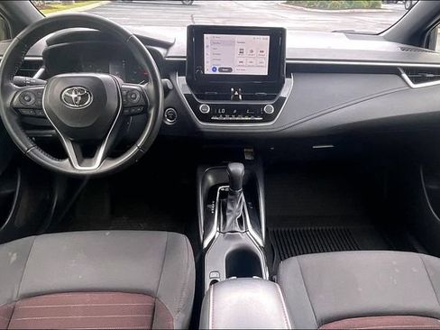 Used 2024 Toyota Corolla SE w/ SE Package FWD image 15