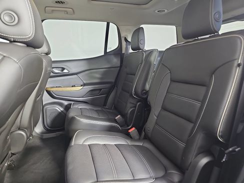 Used 2018 GMC Acadia Denali w/ Technology Package AWD/4WD image 13