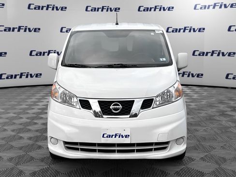 Used 2017 Nissan NV200 SV w/ Back Door Glass Package image 9