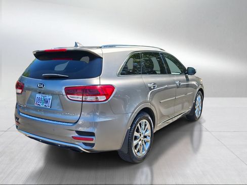 Used 2016 Kia Sorento SX AWD/4WD image 3
