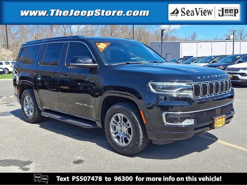 Certified 2023 Jeep Wagoneer 4WD image 1
