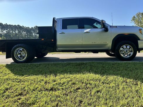 Used 2020 GMC Sierra 3500 Denali w/ Denali Ultimate Package AWD/4WD image 4