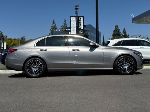 Used 2023 Mercedes-Benz C 300 Sedan image 2
