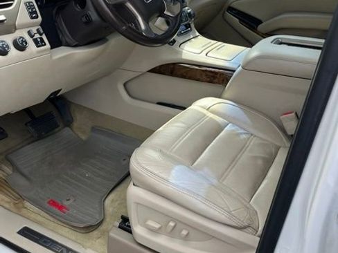 Used 2016 GMC Yukon Denali w/ Open Road Package AWD/4WD image 9