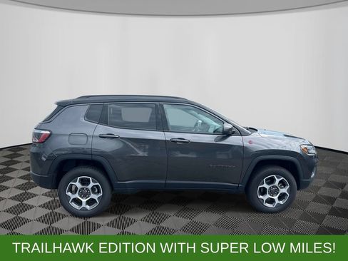 Used 2022 Jeep Compass Trailhawk w/ Trailhawk Convenience Group AWD/4WD image 6