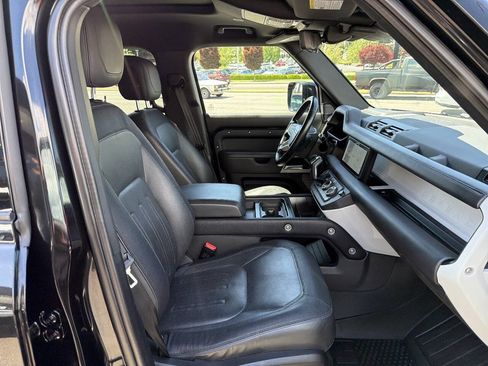 Used 2021 Land Rover Defender 110 X-Dynamic HSE AWD/4WD image 19