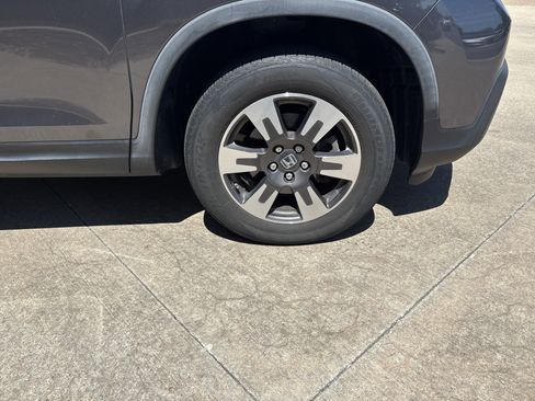 Used 2017 Honda Ridgeline RTL image 13