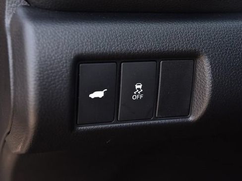 Used 2025 Honda Pilot Touring image 11