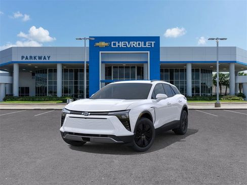 New 2026 Chevrolet Blazer EV LT image 8