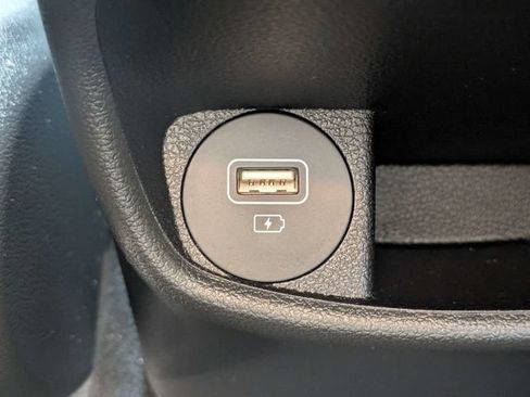 Used 2022 Hyundai Kona Limited FWD image 14