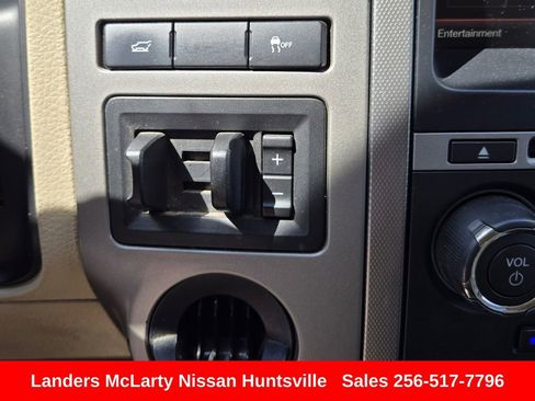 Used 2015 Ford Expedition XLT w/ Equipment Group 202A image 23