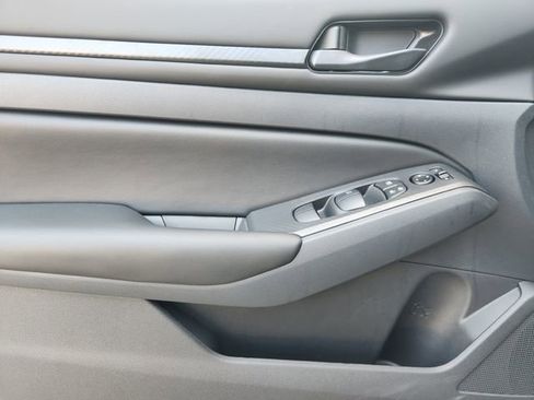 New 2025 Nissan Altima 2.5 S image 20