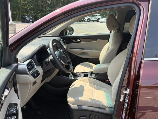 Used 2020 Kia Sorento S FWD image 15