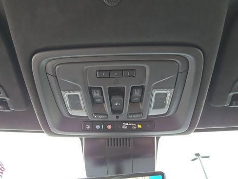 Used 2024 GMC Sierra 3500 Denali Ultimate image 22