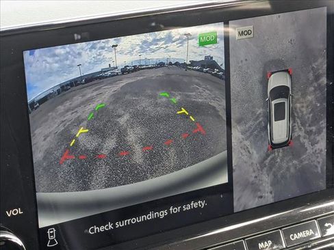 Used 2022 Nissan Pathfinder SL w/ Lighting Package (N92) image 12