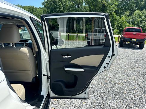 Used 2015 Honda CR-V Touring image 10