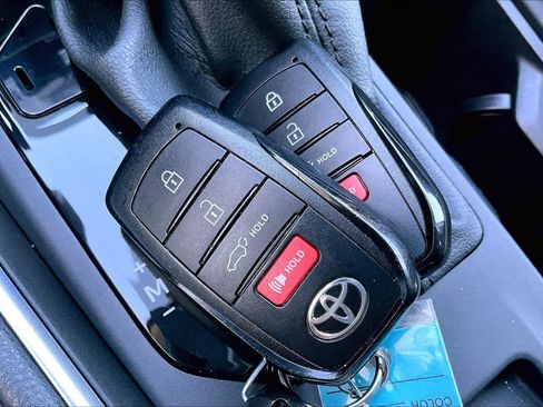 Certified 2025 Toyota Grand Highlander XLE image 13