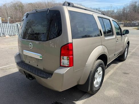 Used 2007 Nissan Pathfinder S image 8
