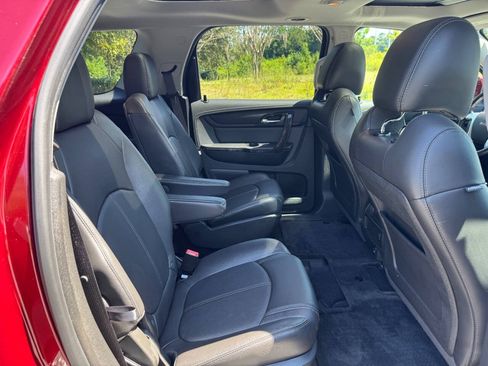 Used 2017 GMC Acadia Limited SLT AWD/4WD image 14