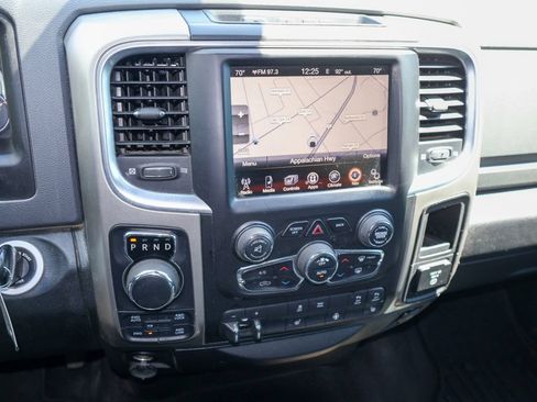 Used 2017 RAM 1500 Big Horn AWD/4WD image 14