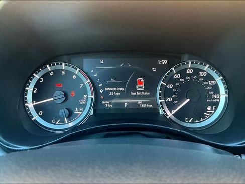 Used 2023 Toyota Highlander L image 27