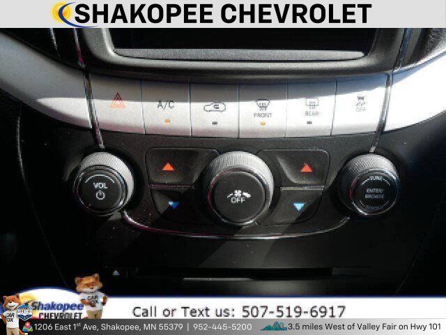 Used 2019 Dodge Journey SE FWD image 25