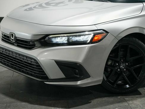 Used 2024 Honda Civic Sport image 10