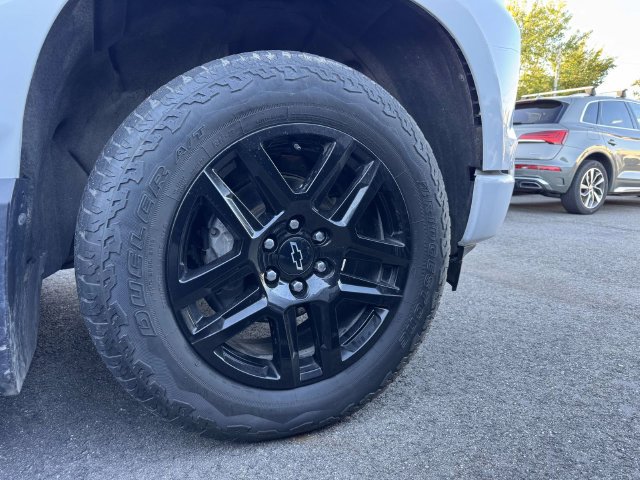 Used 2023 Chevrolet Silverado 1500 RST w/ Convenience Package II AWD/4WD image 11