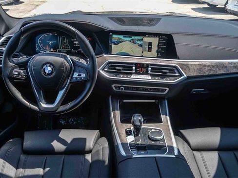 Used 2022 BMW X5 sDrive40i w/ Parking Assistance Package image 12
