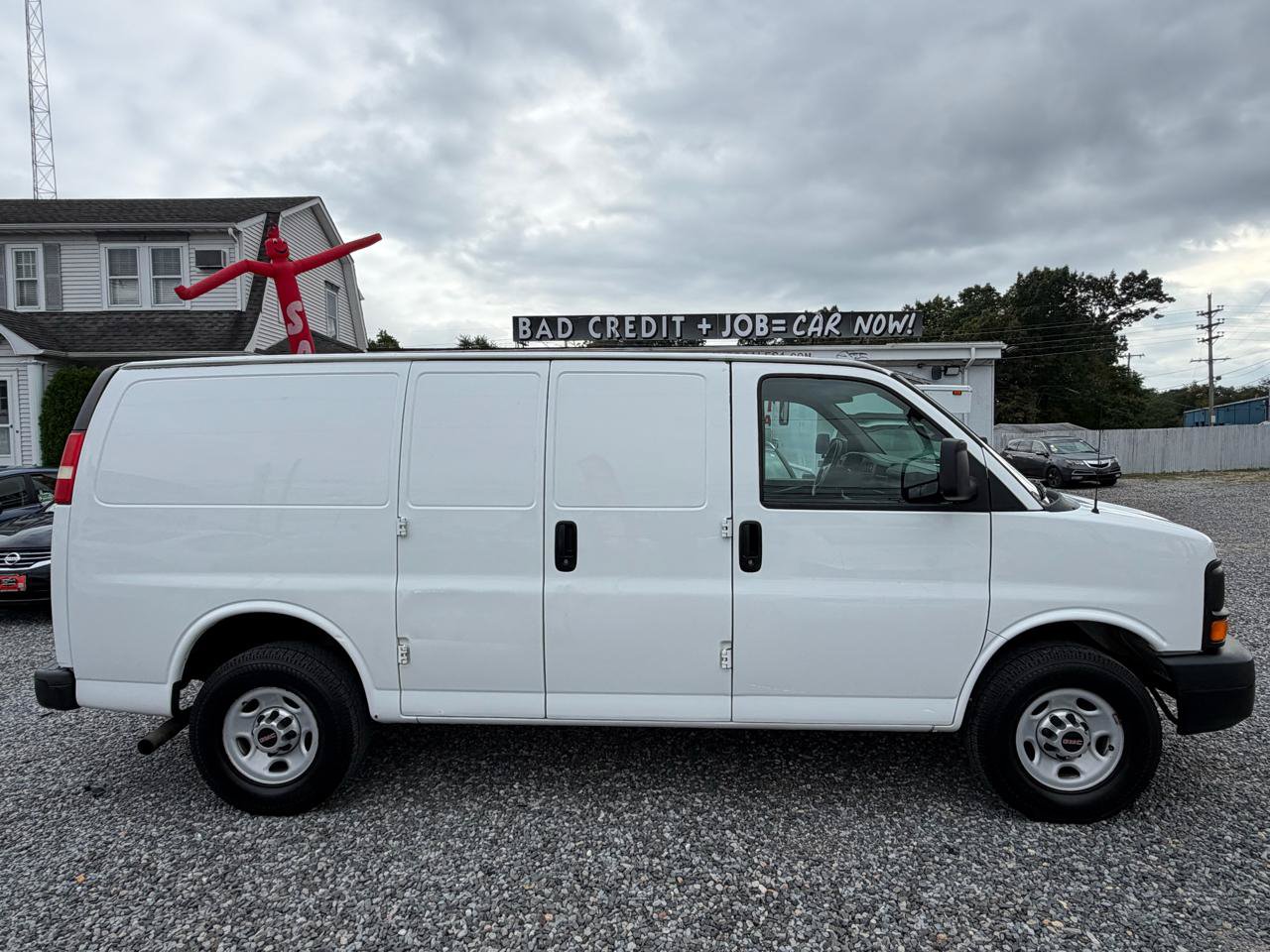 Used 2014 GMC Savana 2500 RWD image 4