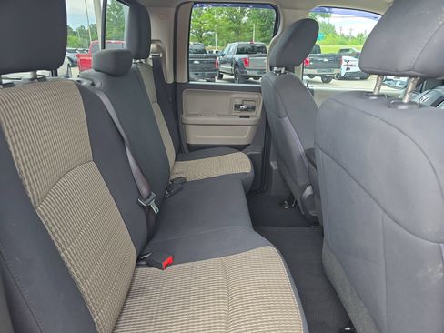 Used 2012 RAM 1500 Classic SLT AWD/4WD image 12