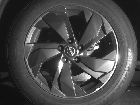 Used 2025 Nissan Rogue SV FWD image 14