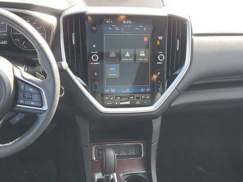 Used 2023 Subaru Ascent Touring AWD/4WD image 16