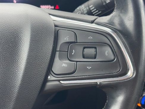 Used 2024 Buick Encore GX Sport Touring w/ Comfort Package FWD image 18