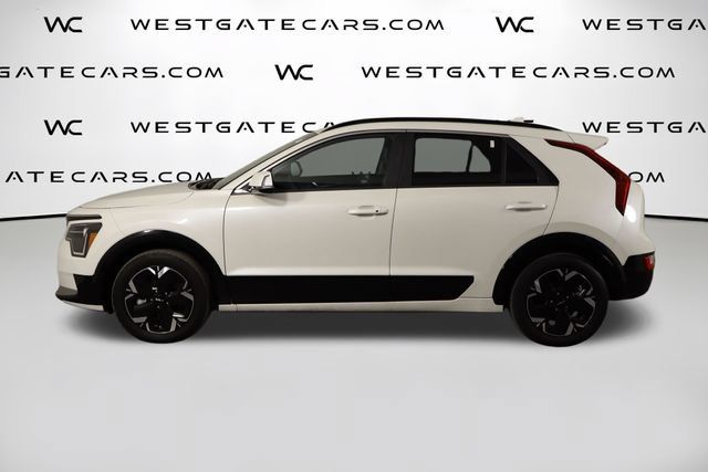 Certified 2024 Kia Niro Wind FWD image 5