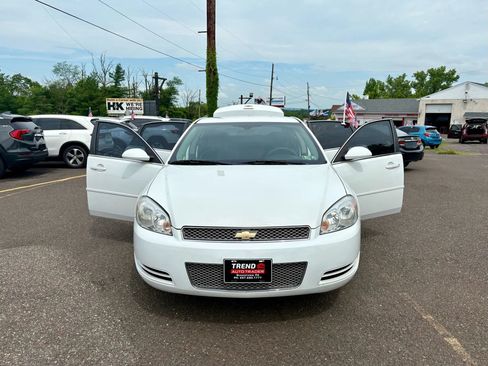Used 2016 Chevrolet Impala LT image 10