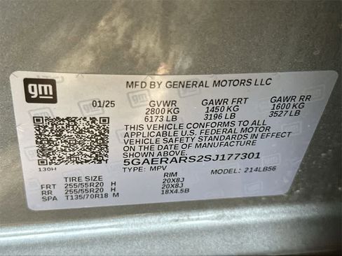 Used 2025 Buick Enclave Preferred image 29