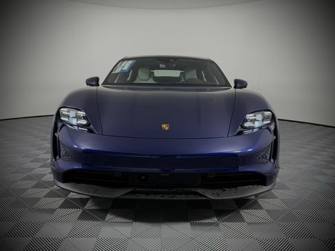 New 2024 Porsche Taycan image 8