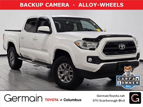 Used 2017 Toyota Tacoma SR5 image 1